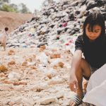 Kota-kota dengan Tingkat Kemiskinan Rumah Tertinggi dan Terendah Menurut Wilayah (2025)