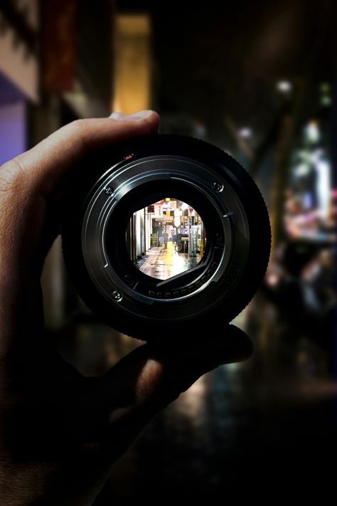 Fotografi Low Light: Tips Mendapatkan Gambar Tajam di Kondisi Minim Cahaya
