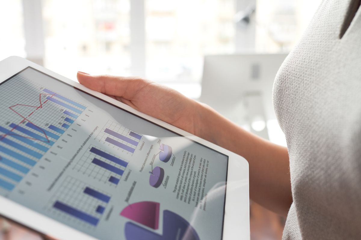 How To Build Accurate Sales Forecasts: From Data To Insights Building Better Sales Forecasts with Financial Reporting Insights