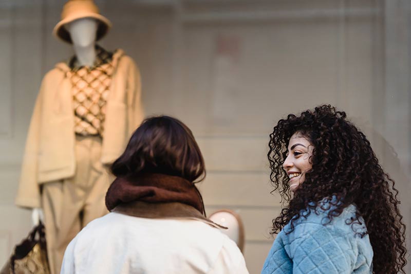 How Visual Merchandising Drives Fashion Purchases Online