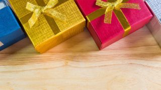 Mobile Shopping Trends in Financial Product Investments