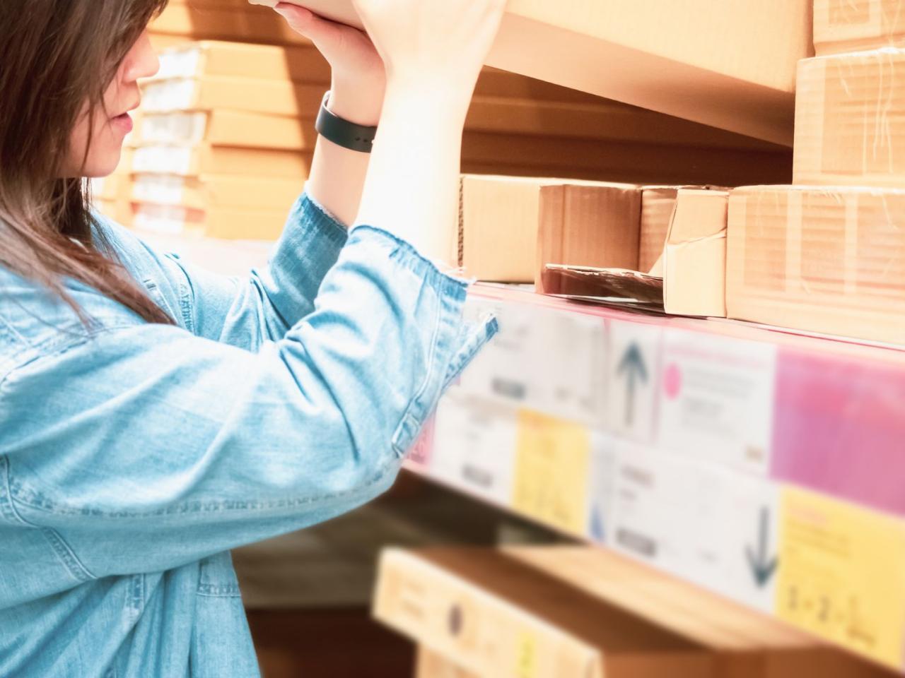 Best Practices for Selling Hardware Items Online and In-Store