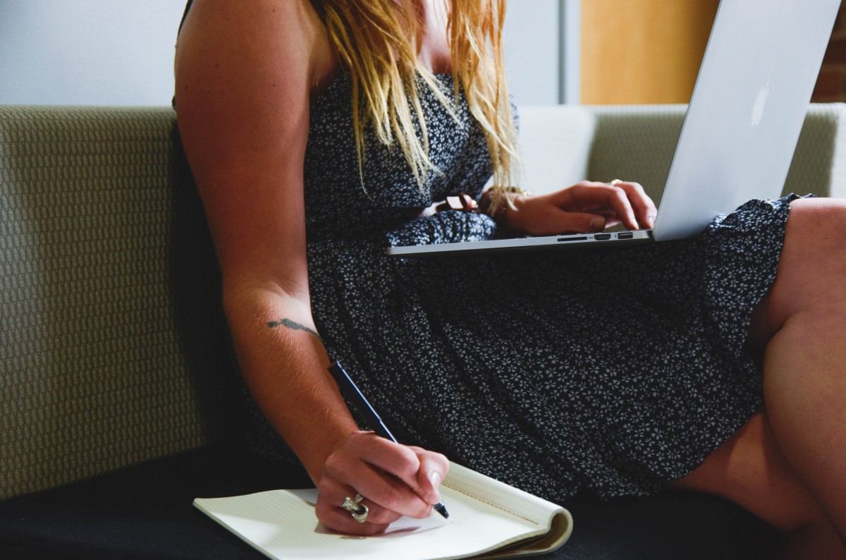 How Corporate Financial Planning Impacts Vendor Negotiations