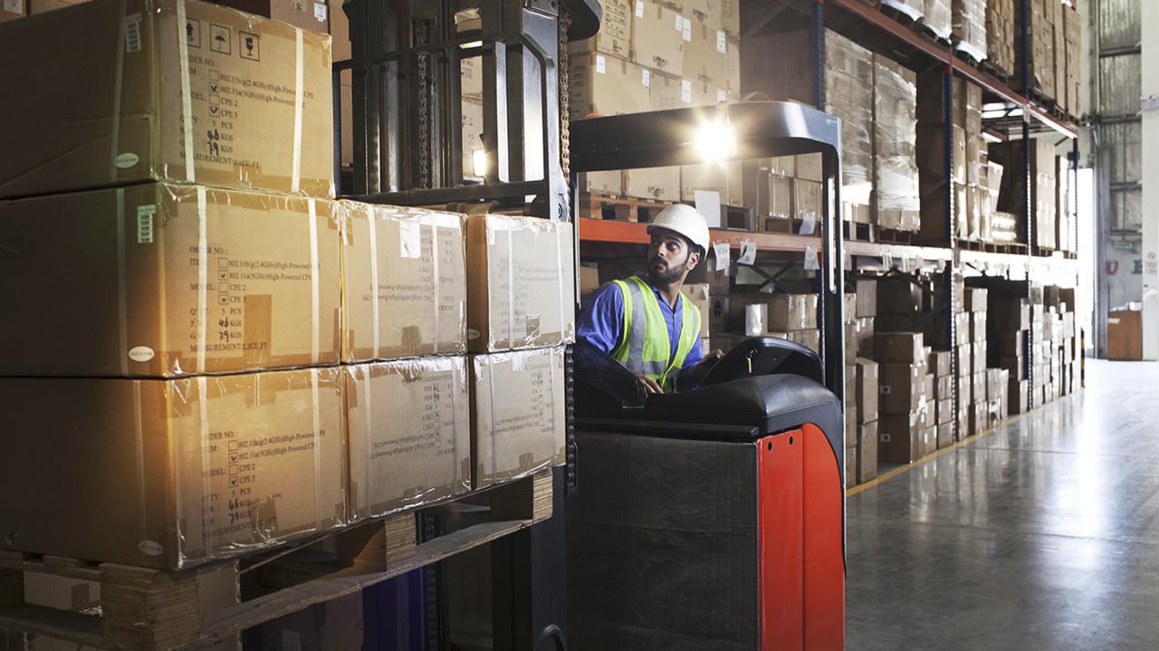 How You Can Handle Peak Season with a Disrupted Supply Chain Supply Chain Management for Ceremony Product Retailers During Peak Seasons