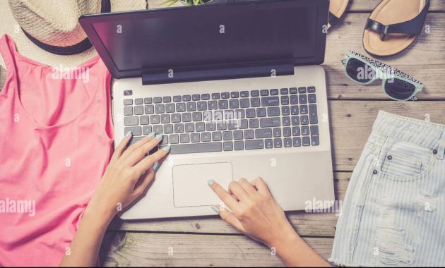 Online vs Offline Sales Channels for Hardware Products